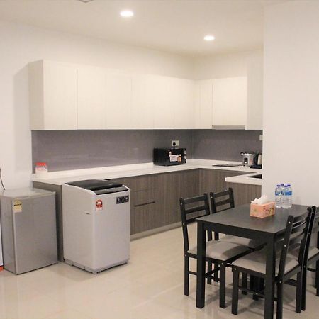Suasana Suites D'Homestay2 Jb Town Johor Bahru Esterno foto